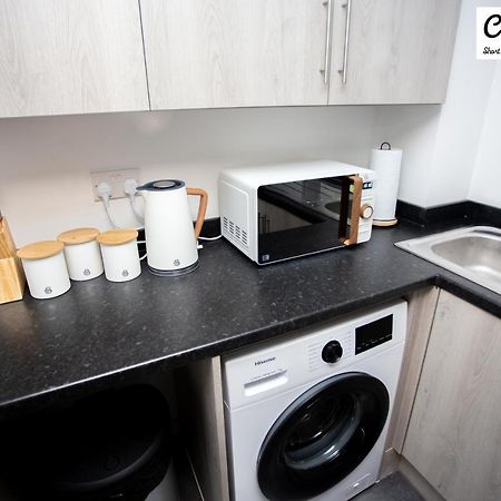 Cocooonstays Short Lets & Accommodation 슬라우 외부 사진