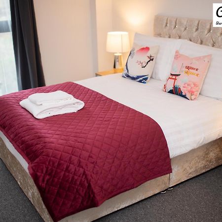 Cocooonstays Short Lets & Accommodation 슬라우 외부 사진